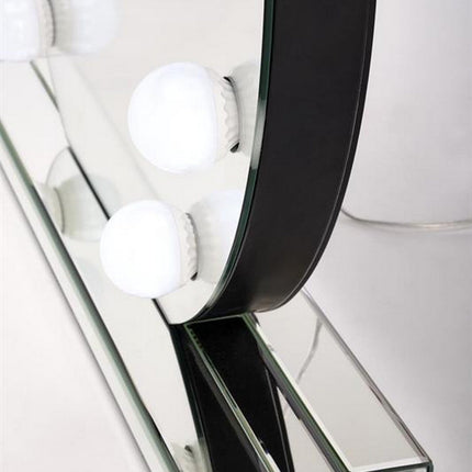 Oglinda TORANO, argintiu, cu iluminare LED, 70x70 cm